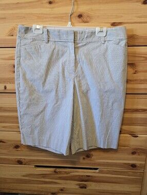 TALBOTS Striped Black & White Perfect Short. Size 10.